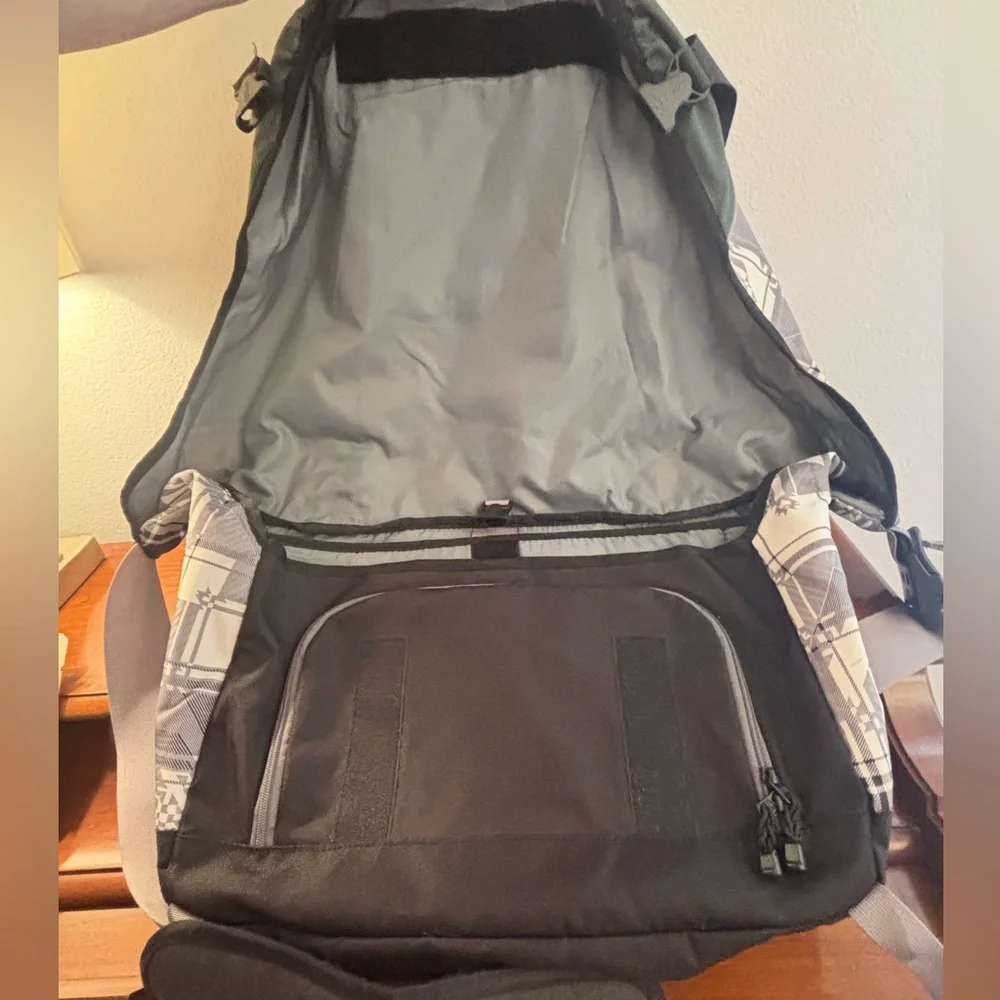 Y2K L.L.Bean Plaid Nylon Messenger Bag Commuter Crossbody